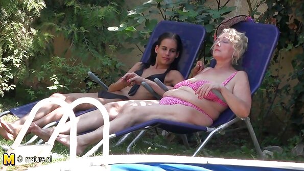Eva Lovia face plăcere hergheliei norocoasă la birou