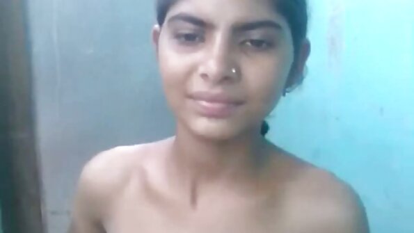 Bitchy Sofia Sandobar este făcută să facă porno