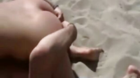 Lucrurile devin obraznice cu o doamnă matură