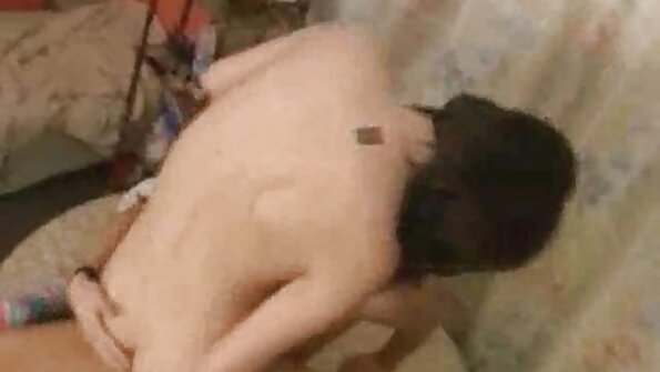 Wifies devine obraznic cu nippies lor