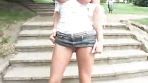 Bijuterii Jade Teet Hug A Stiff Baloney
